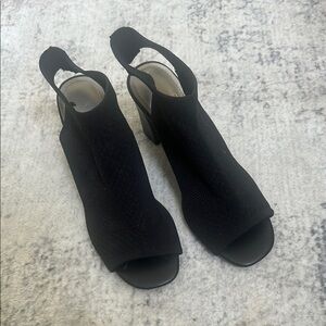 Stretchy Black Women's Heeled Sandals